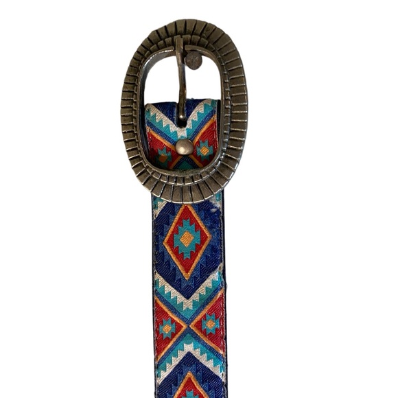 Nuovo Aztec Western Belt 32 inches Long - Picture 3 of 5